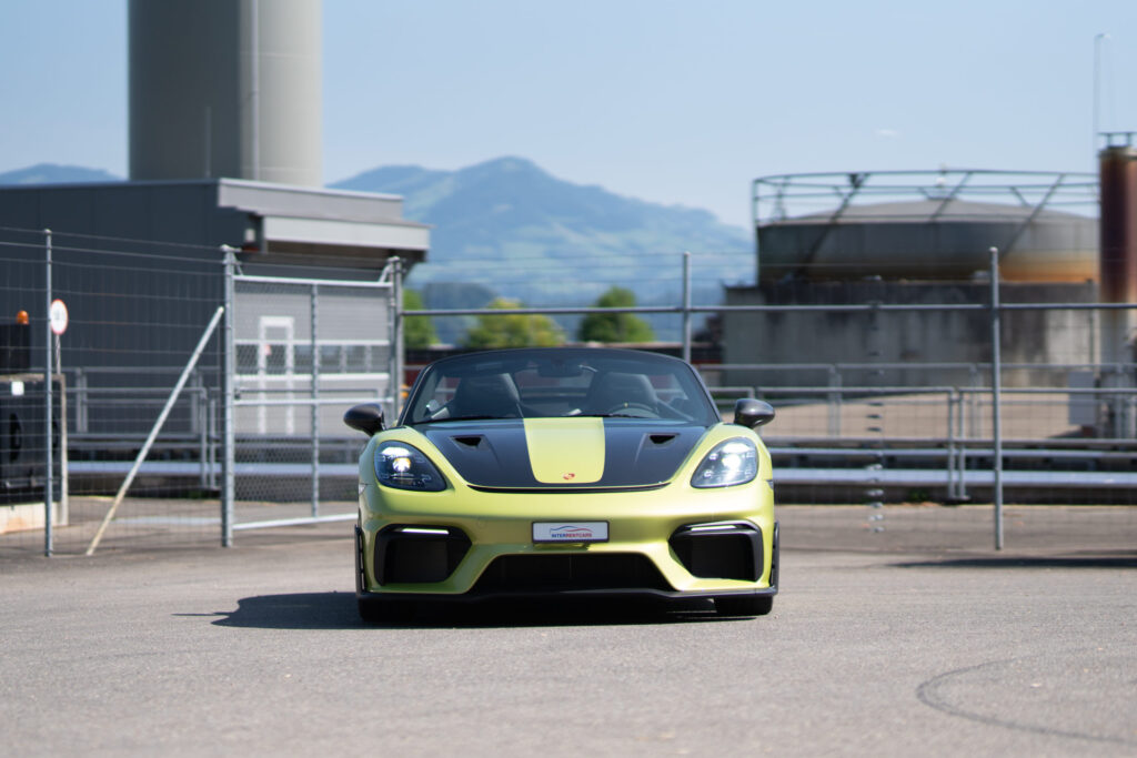 Porsche 718 Spyder RS