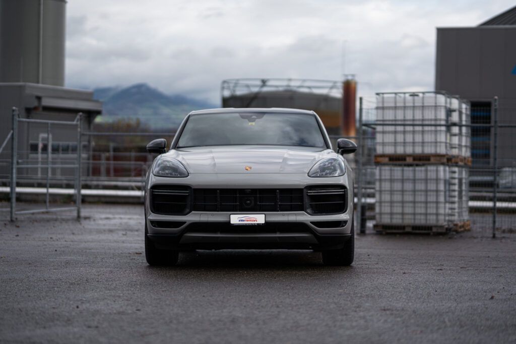 Porsche Cayenne Turbo GT